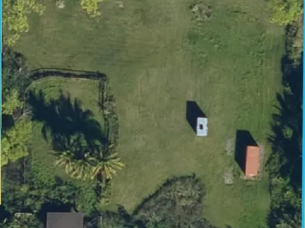 (undisclosed Address), Loxahatchee, FL 33470