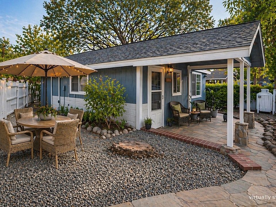 1st image of 20372 Adkinson Ln