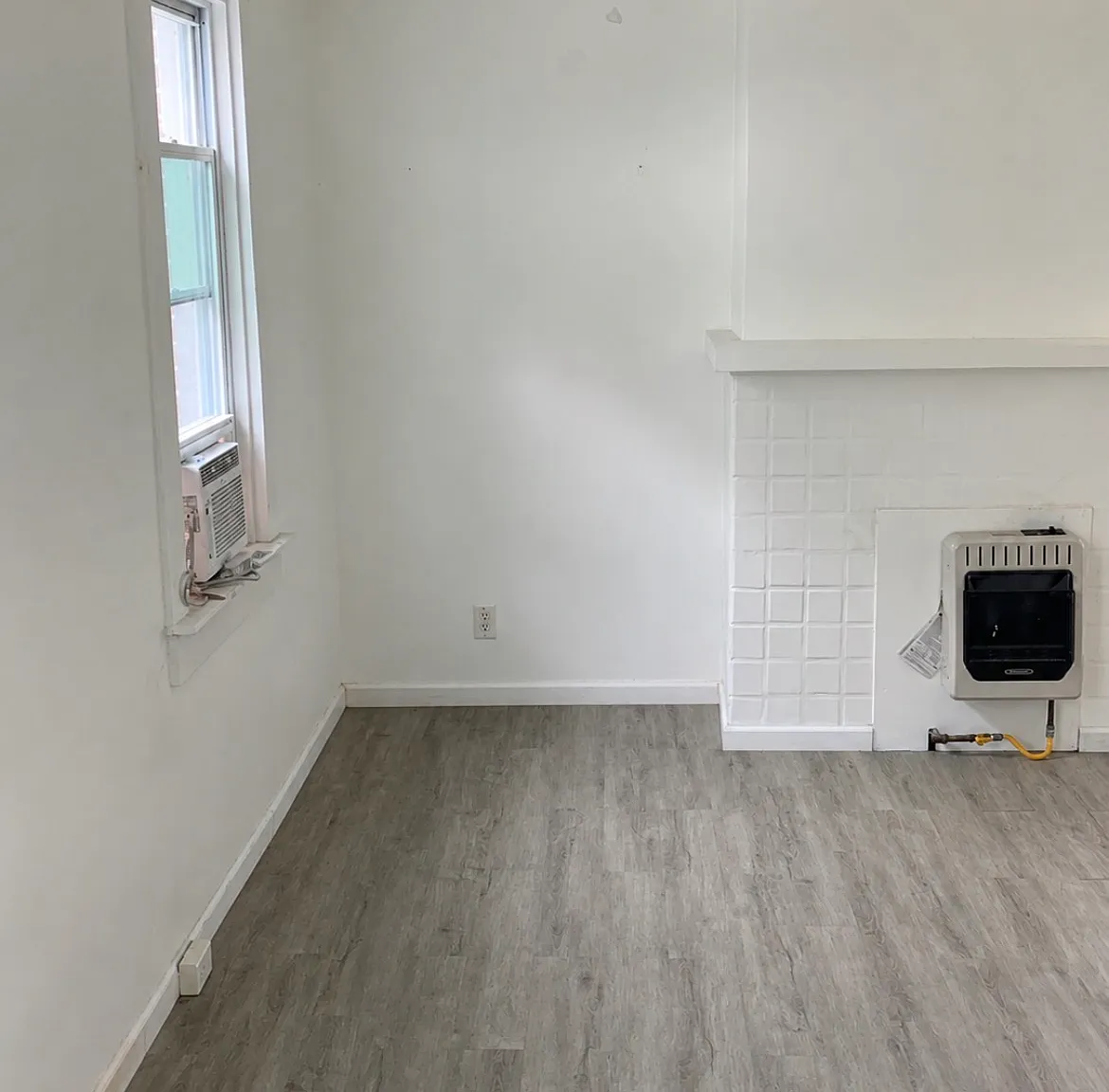 1 bed, 714 sqft, $1,200 — Photo 1