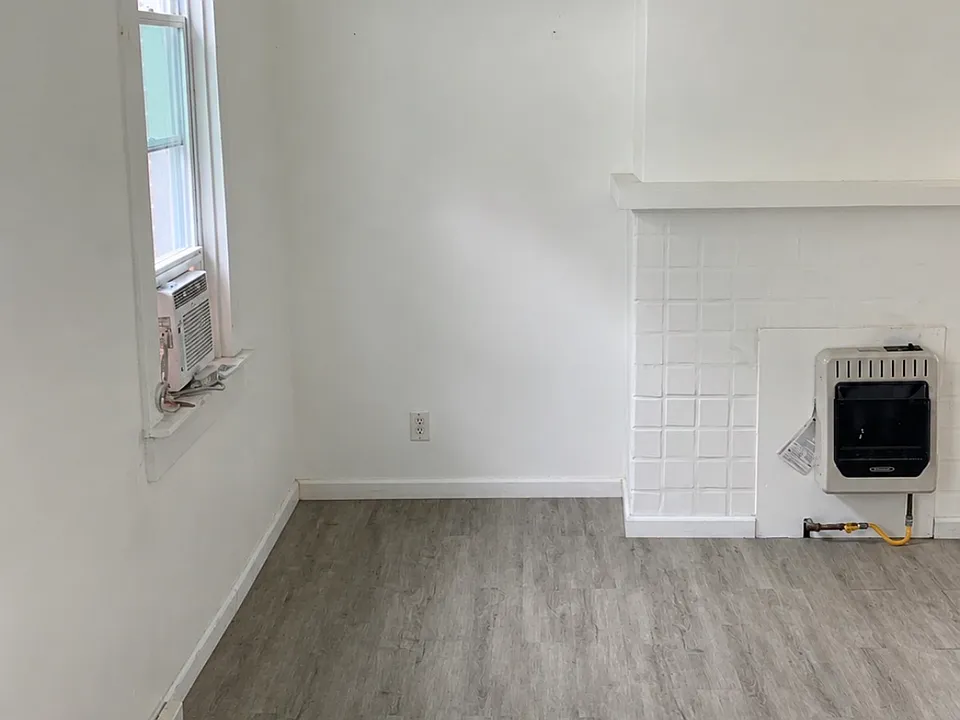 705 Cherokee St #2