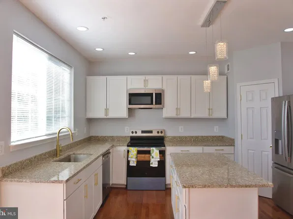 14906 Dennington Dr, Bowie, MD 20721
