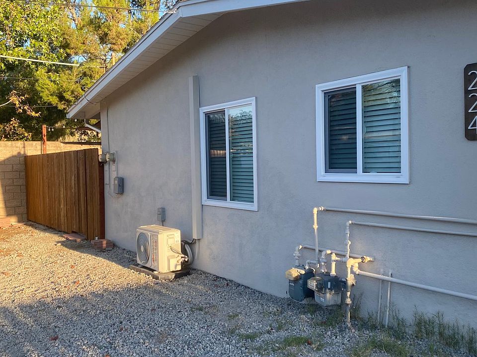 1st image of 226 Lado De Loma Dr