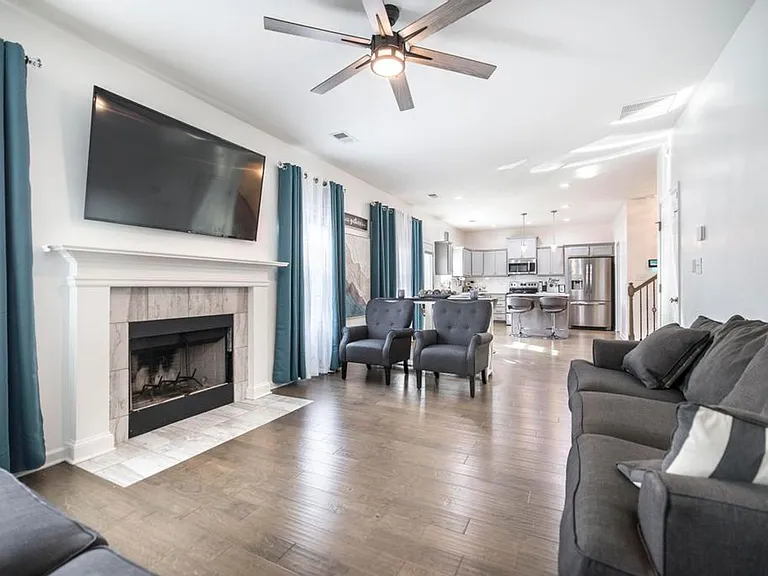 209 Adirondac Way — Photo 10