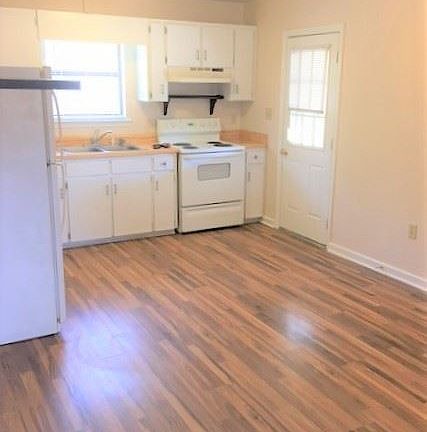 3rd image of 4-B Queens Haven Ct