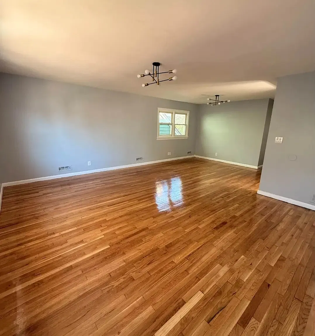 3 bed, $2,300 — Photo 4