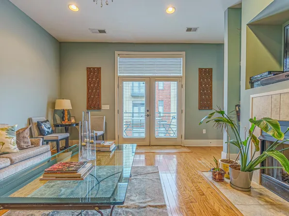 621 Denmark Dr APT 202, Memphis, TN 38103