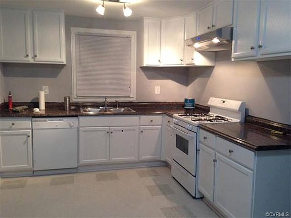 4th image of 3018 Pickett St