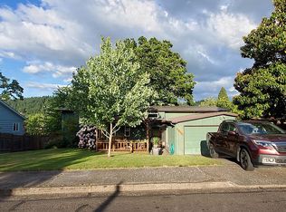 3875 Ferry St, Eugene, OR 97405