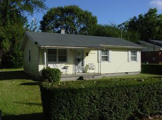 704 Ray St, Elizabeth City, NC 27909