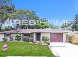 4048 Linwood St, Sarasota, FL 34232
