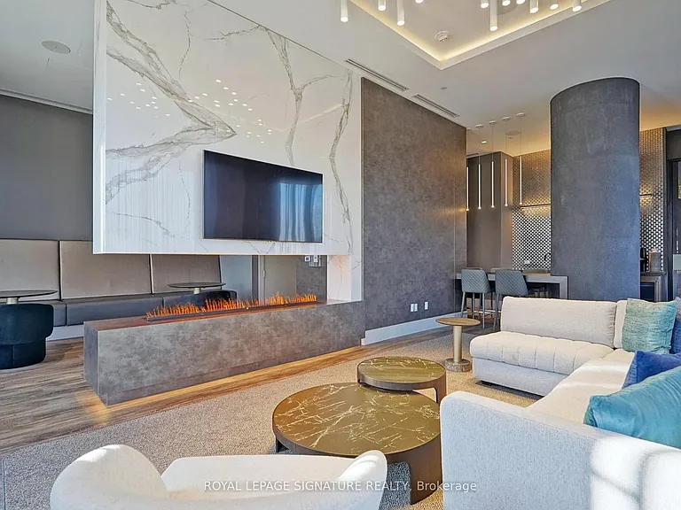 2550 Simcoe St N #2121 — Photo 36