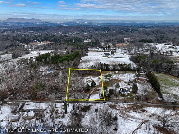 3rd image of 9603 Cannon Ln