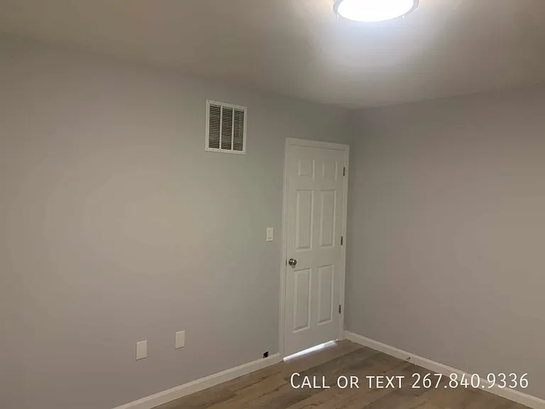 4 Columbia Ave #1DOWN — Photo 4