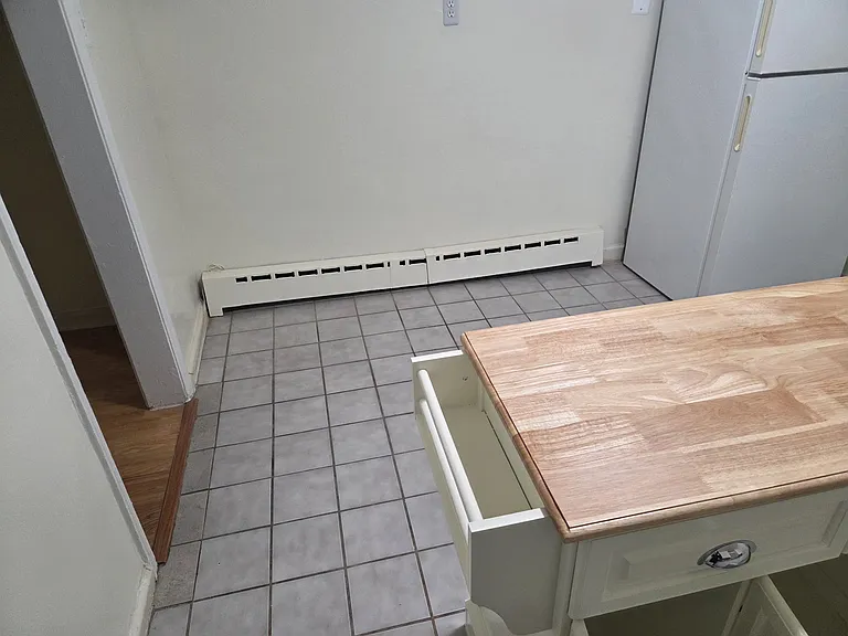 625 Houston Ave #1 — Photo 10