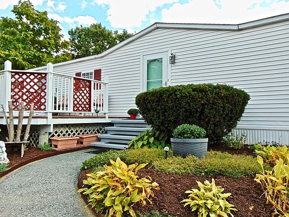 5th image of 213 Shoreline Dr