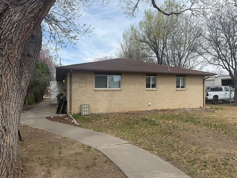 1st image of 139 E 22nd St