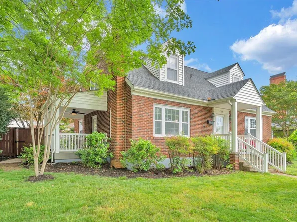 2275 Windsor Ave SW, Roanoke, VA 24015