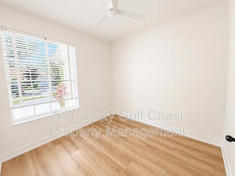 11318 Pine Lilly Pl — Photo 9