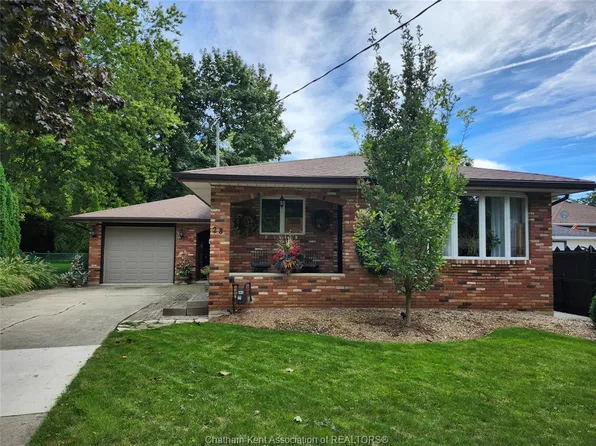 28 Jackson Dr, Chatham Kent, ON N7L 2P1