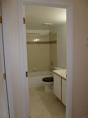 Rented by R New York | media 40