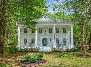 7530 Whitaker Dr, Summerfield, NC 27358
