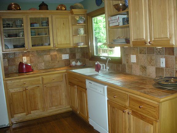 Hickory Cabs, Marvin Windows