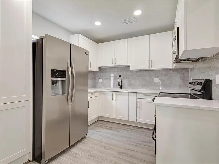 5039 Avery Rd — Photo 2