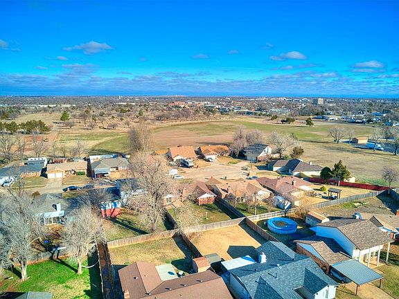 5th image of 4124 Overland Dr