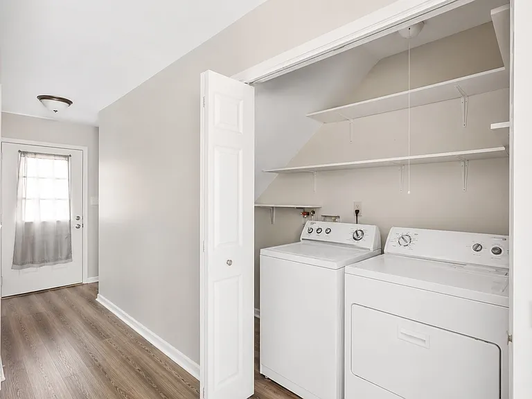 8124 Stonebrook Dr #1 — Photo 10