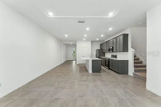 7043 Twilight Bay Dr — Photo 2