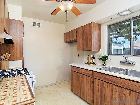 4th image of 735 Myra Ave