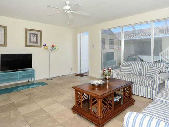 4th image of 1712 Burgos Dr