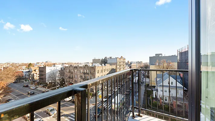 Rented by Nooklyn NYC LLC | media 54