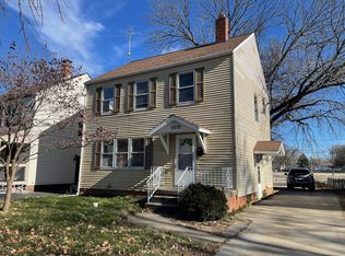 2632 S 5th St, Springfield, IL 62703