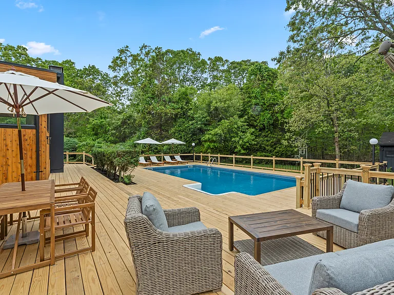 37 Bay Woods Dr — Photo 35