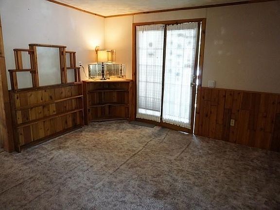 2nd image of 4598 Terrace Rd