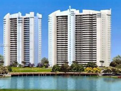 14951 Royal Oaks Ln APT 1804, North Miami, FL, 33181