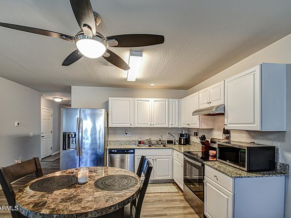 5th image of 182 E DEWEY Avenue