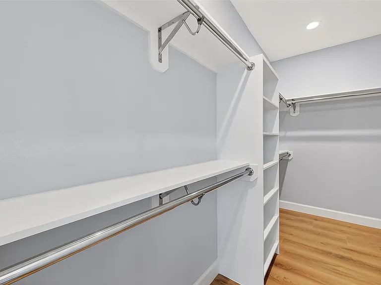 3344 Sanders St — Photo 37