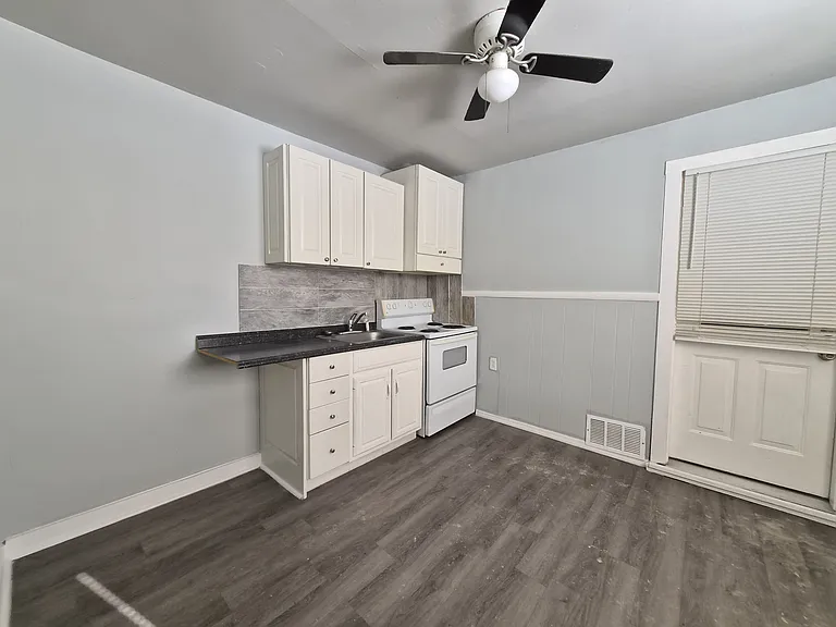 3302 Ralston Ave #C — Photo 8