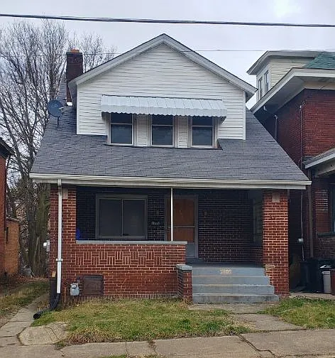 3102 Bergman St photo 1