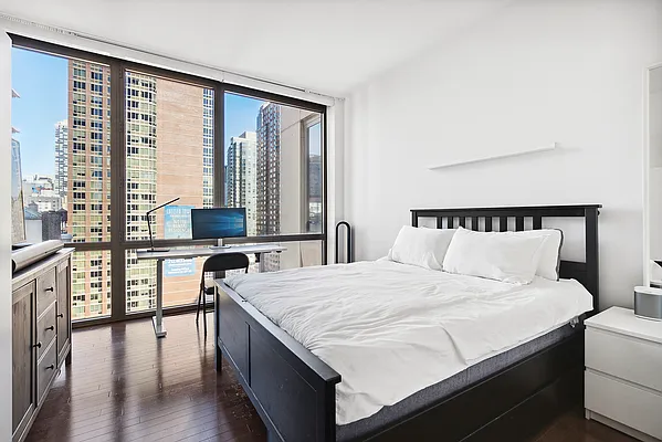 Rented by Corcoran | media 3