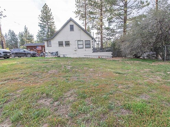 4th image of 408 E Big Bear Blvd