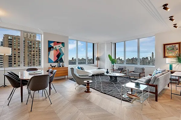 Rented by City Connections Realty | media 18