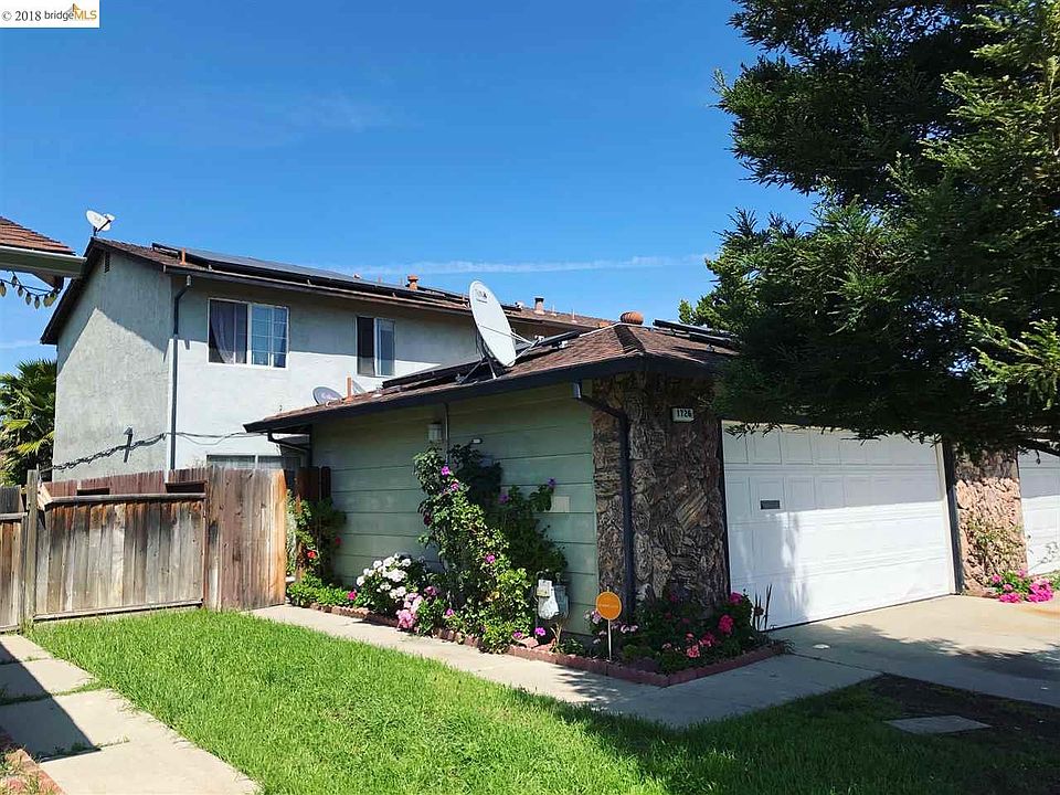 2nd image of 1726 Magnolia Way