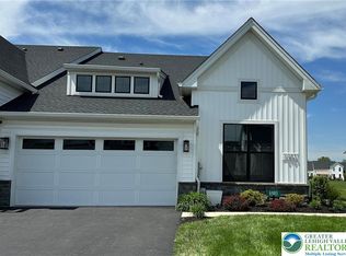 6983 Pine Ln E, Bath, PA 18014