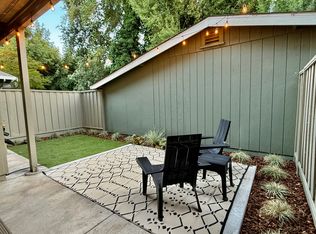 18462 Happy Ln, Sonoma, CA 95476