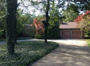 1043 N Riverside Ave, Saint Clair, MI 48079