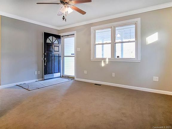 4th image of 205 Belton Ave