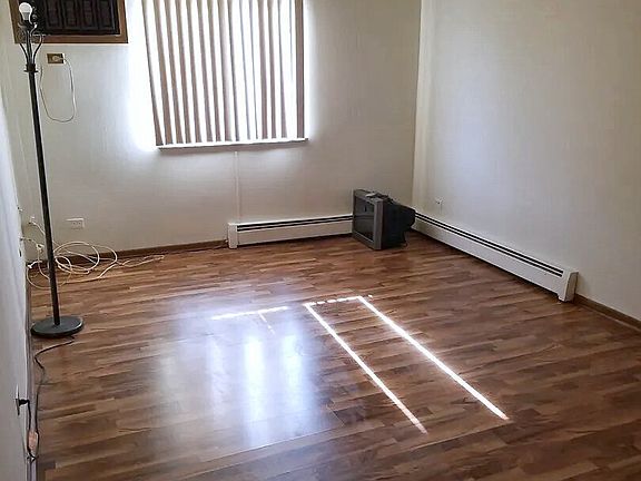 4th image of 17985 Amherst Ct APT 204